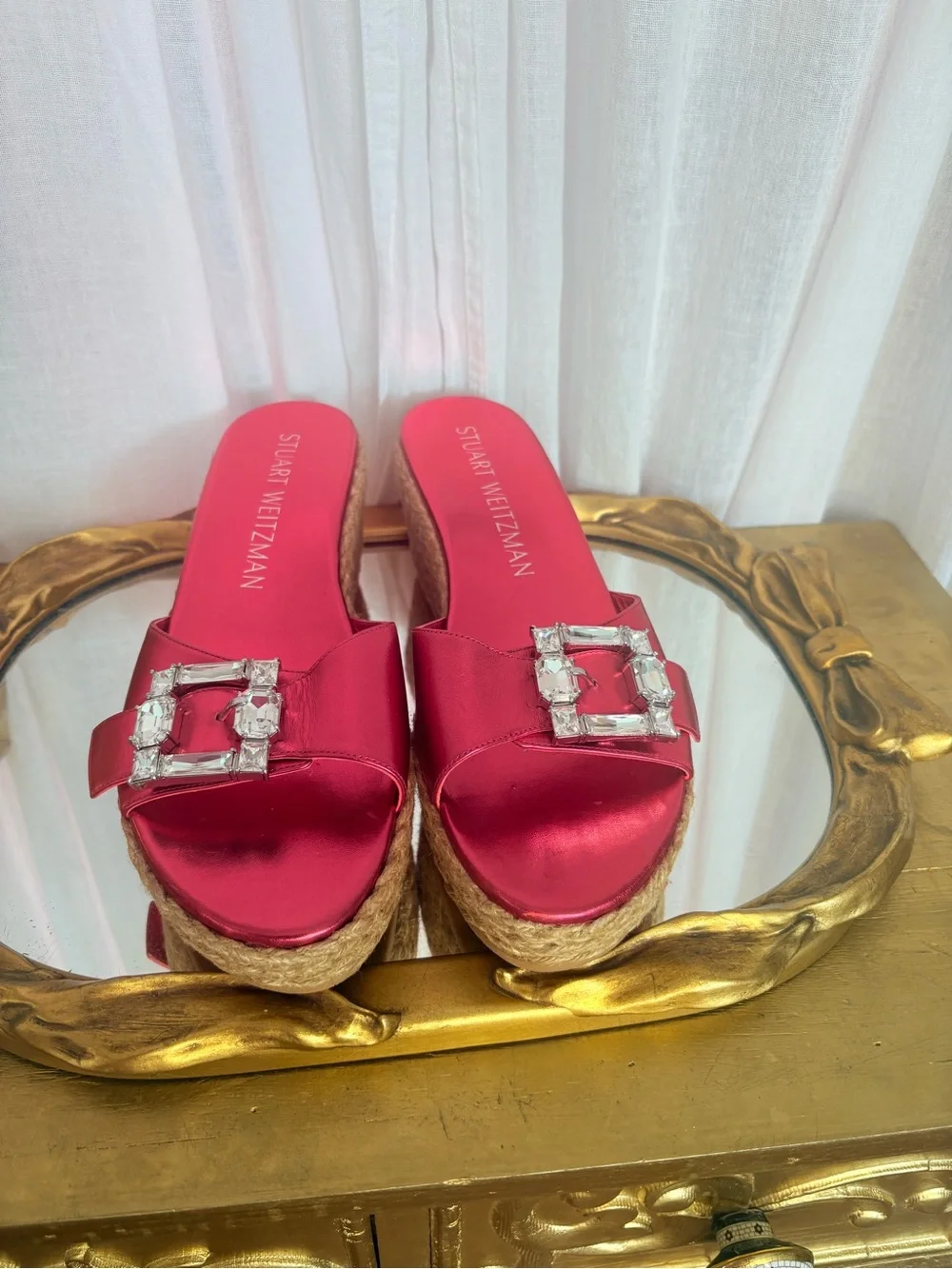 Stuart Weitzman stunning stuart